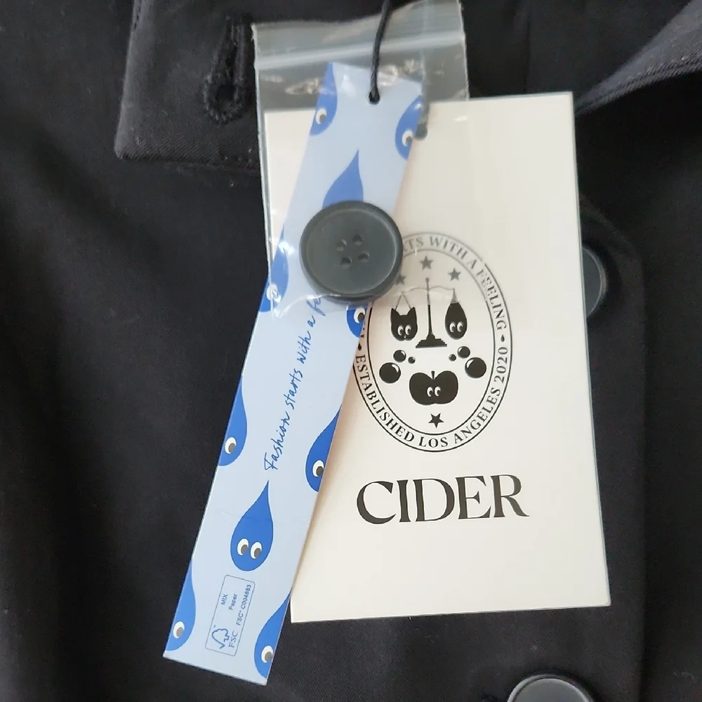 Cider | Black Button Down Vest - Picture 4 of 7